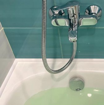 Акриловый плинтус для ванны СП01  12х12мм, дл.1.83м